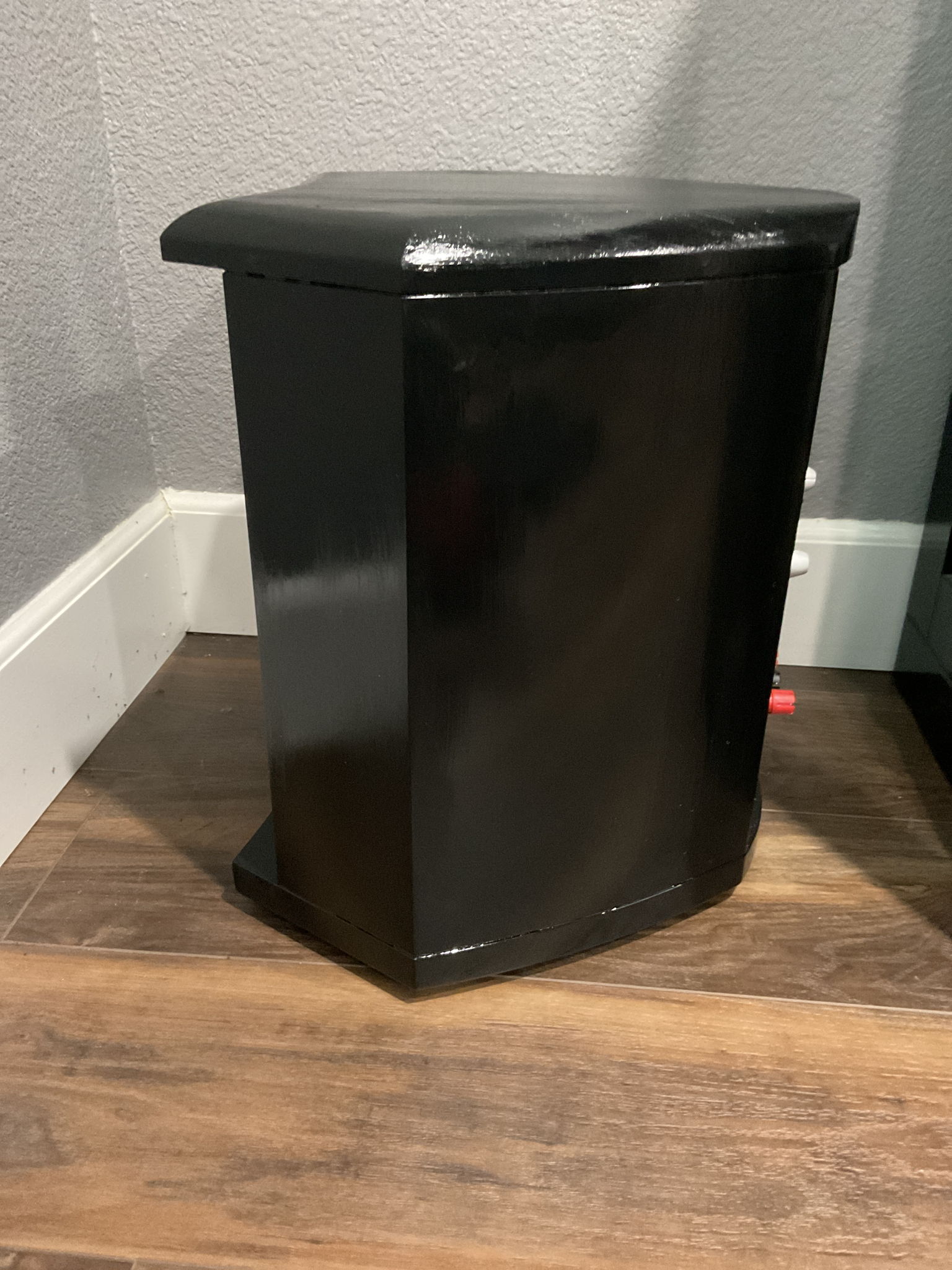 Martin Logan Grotto subwoofer 5