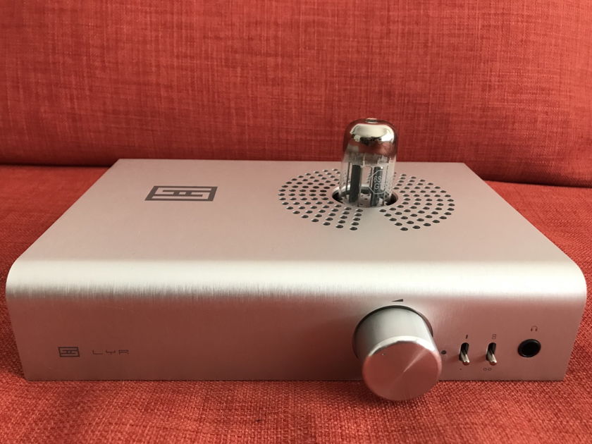 Schiit Audio Lyr 3 with Phono Module, Tung-Sol 6SN7. LISST, and vintage 1940s Sylvania Tube – four months old