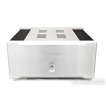 Esoteric A-02 Stereo Power Amplifier; A02; Silver (43000)