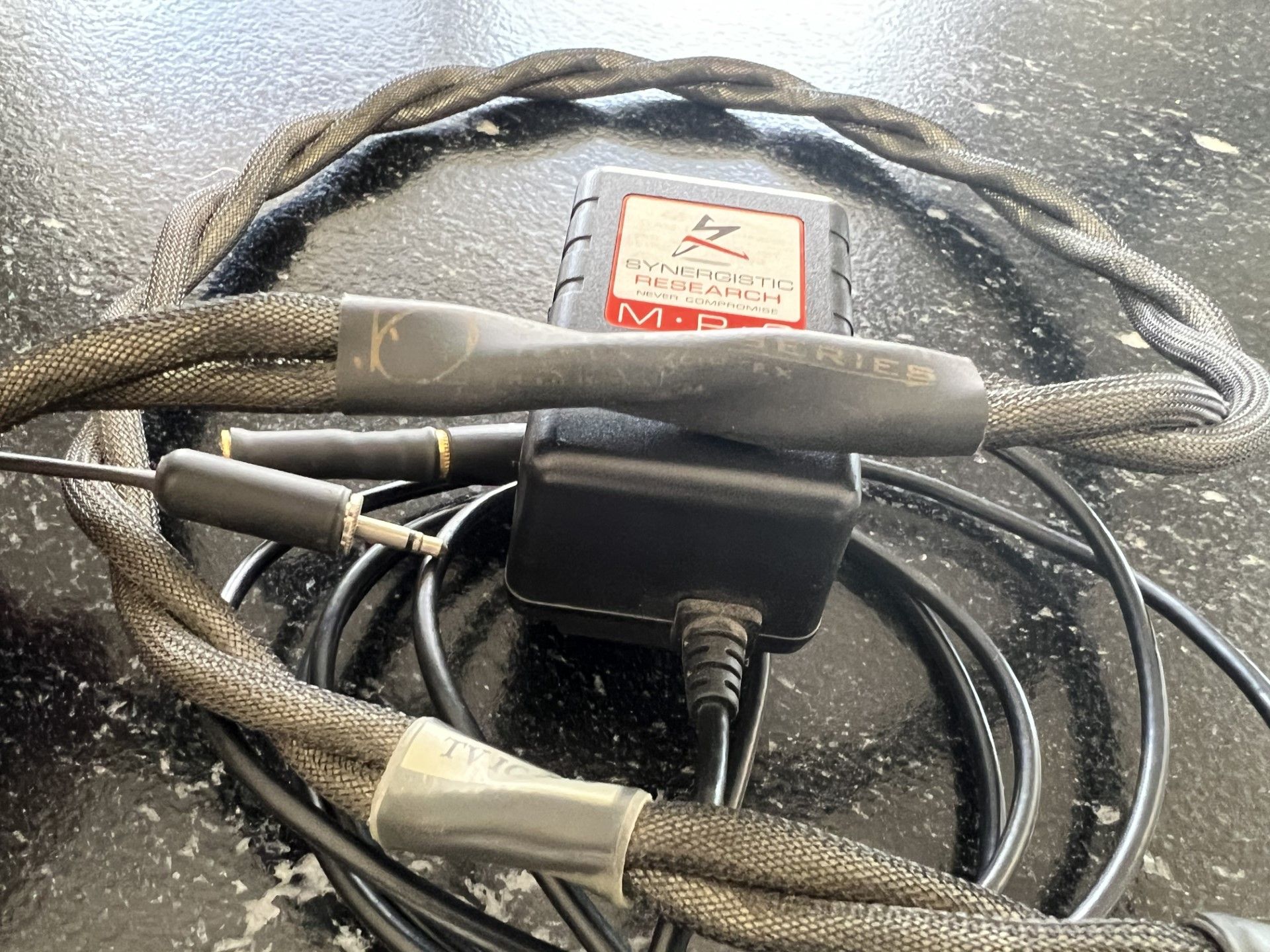 Synergistic Research Tesla Vortex Digital Cable : RCA /... 3