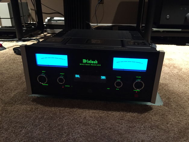 McIntosh MAC7200 Stereo Integrated Receiver