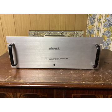 Audio Research  D-76A Amplifier