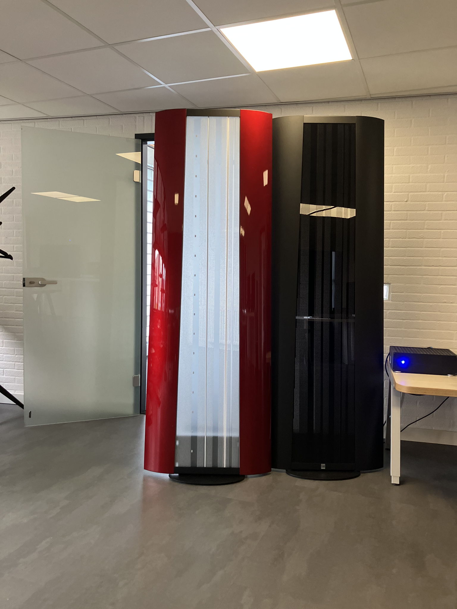 BLACK FRIDAY COUNTDOWN! FINAL ELECTROSTATICS, OUR 35TH ... 3