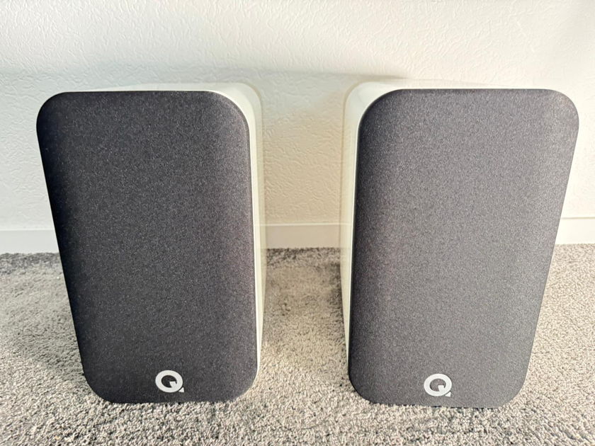 Q Acoustics Concept 300 speakers with stands