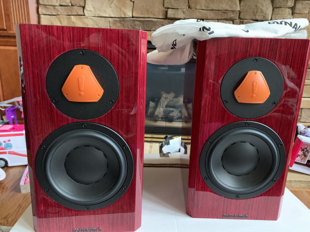 Dynaudio Special 40 High Gloss Birch Red