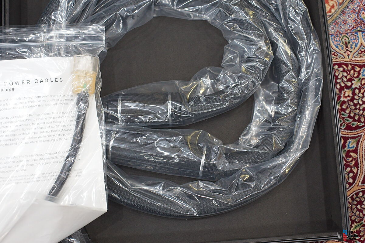 Shunyata  Omega QR-s 15 amp, 2.5m power cords 6