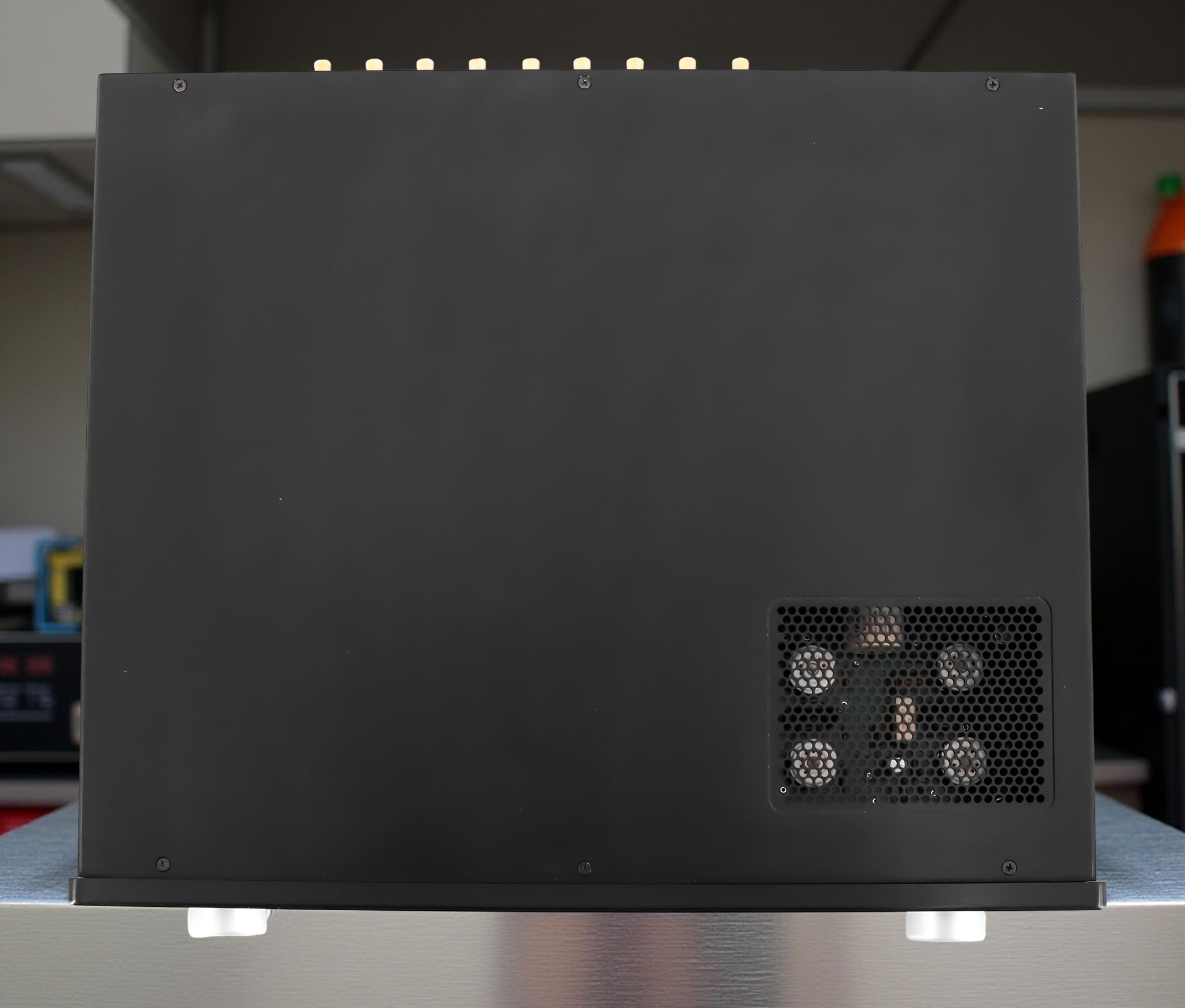 Rogue Audio RP-9 Fully Balanced Tube Preamplifier - Black 4