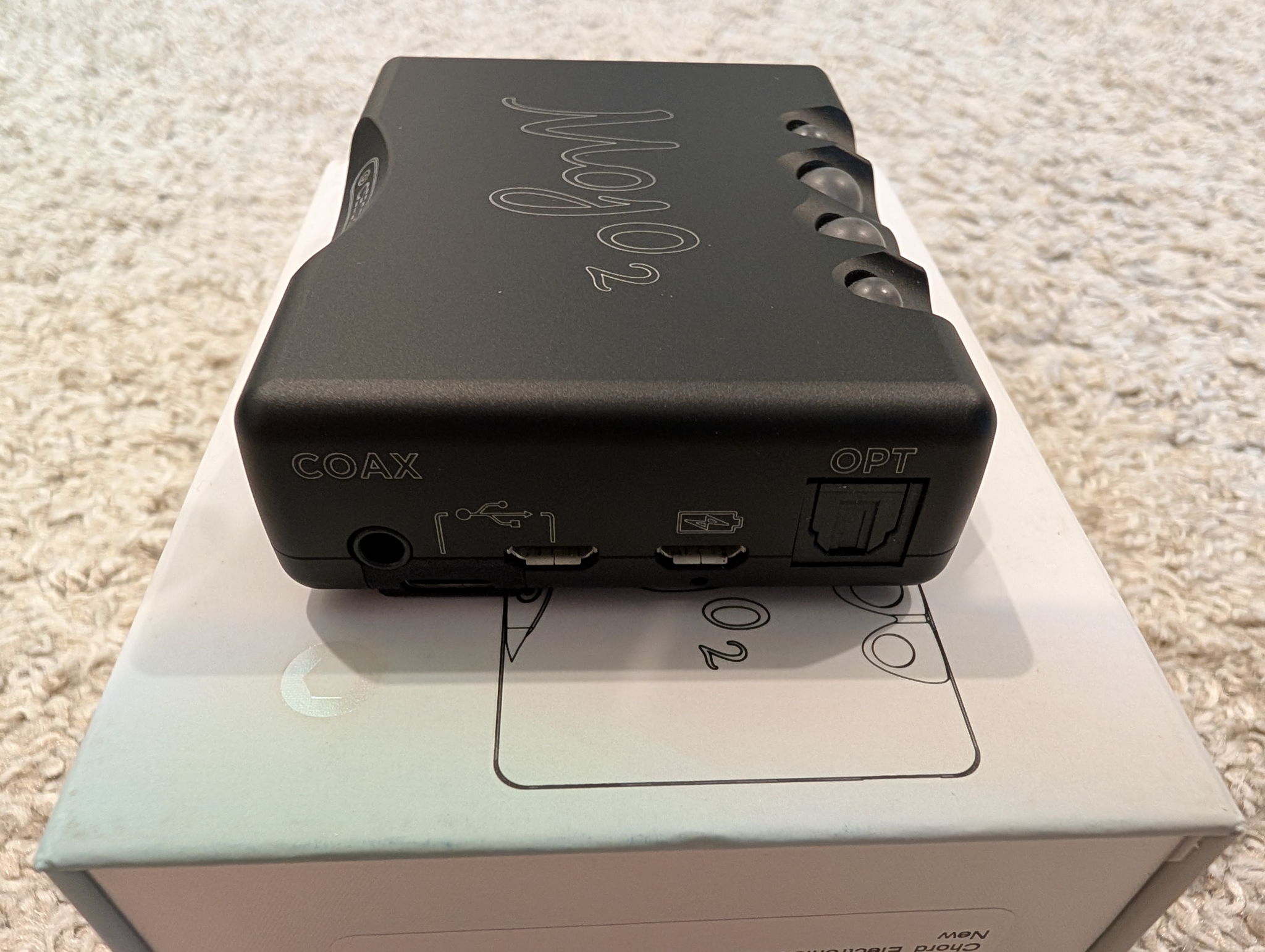 Chord Mojo 2 - Portable DAC/Headphone Amplifier - Power... 5