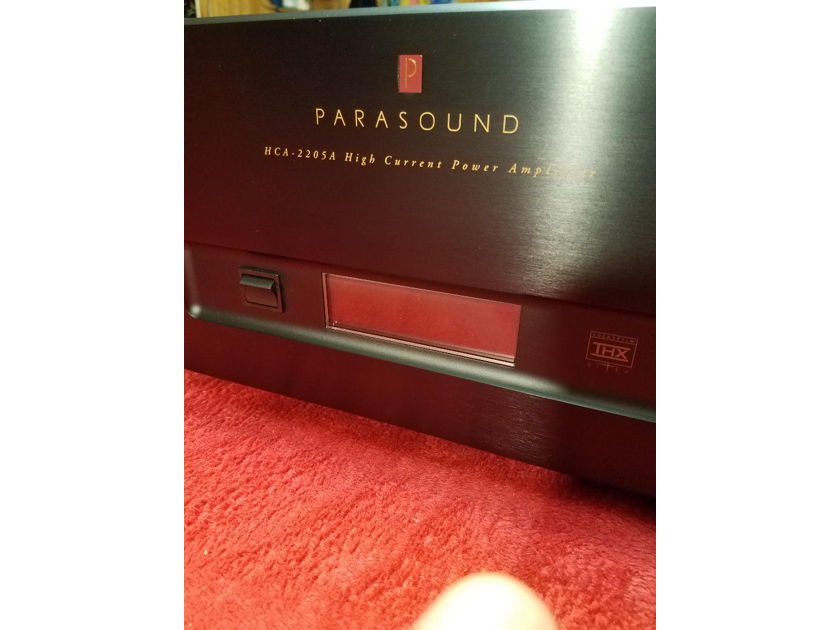 Parasound HCA-2205a 5-channel amplifier