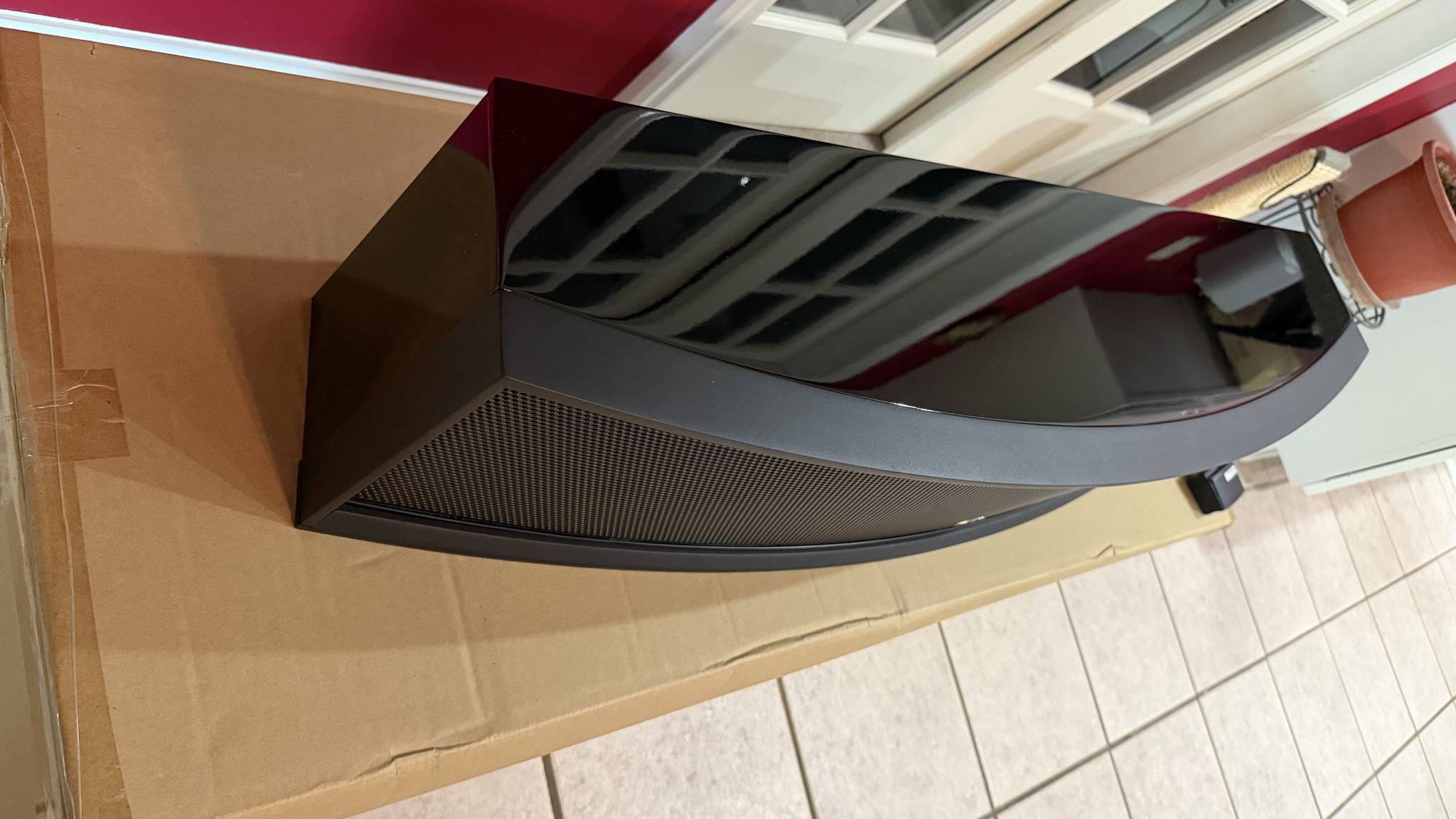 Martin Logan Focus ESL C18 Center Speaker - Gloss Black 5