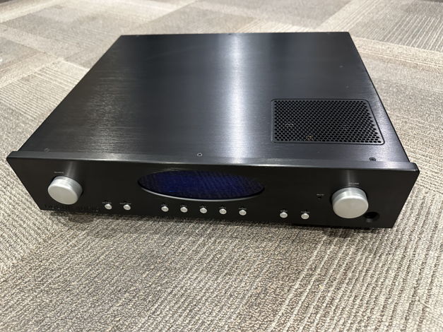 Rogue Audio RP-5 Tube Preamplifier (WITH PHONO)