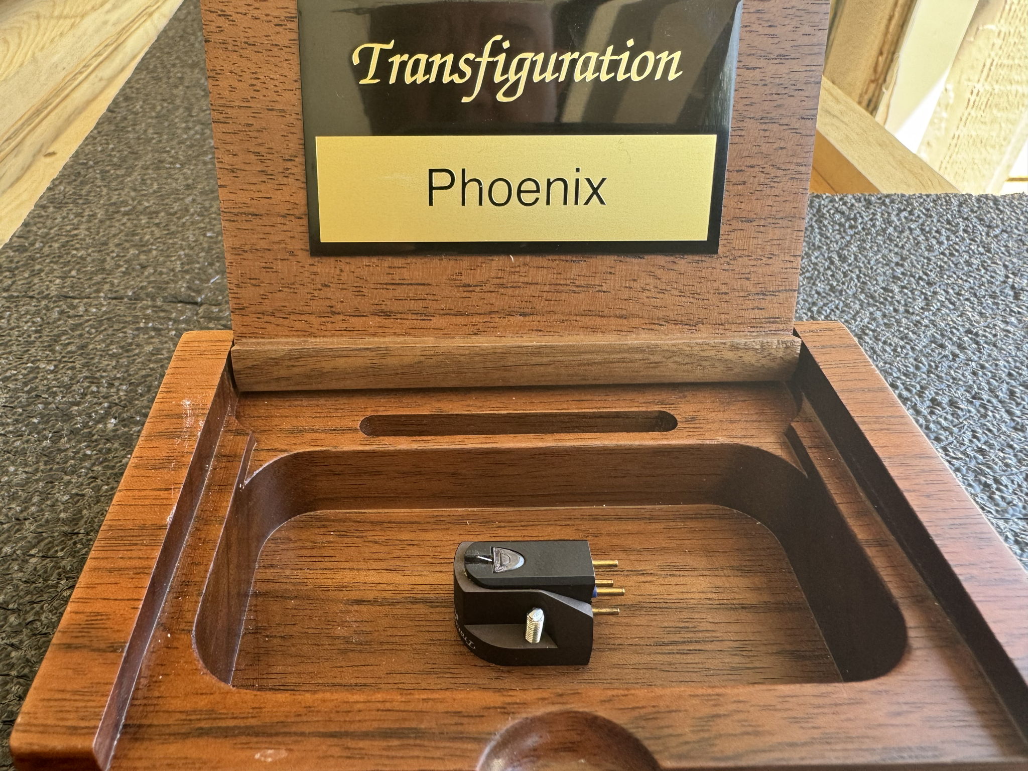 Transfiguration Audio Phoenix MC cartridge 4