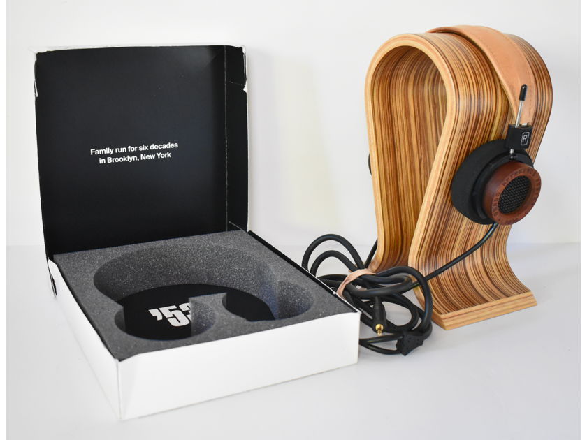 Grado RS2e  Reference Series Over-Ear Headphones w/ Original Packing Box