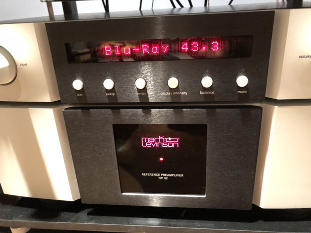Mark Levinson No.52 Reference Preamp 52 Preamplifier wi...