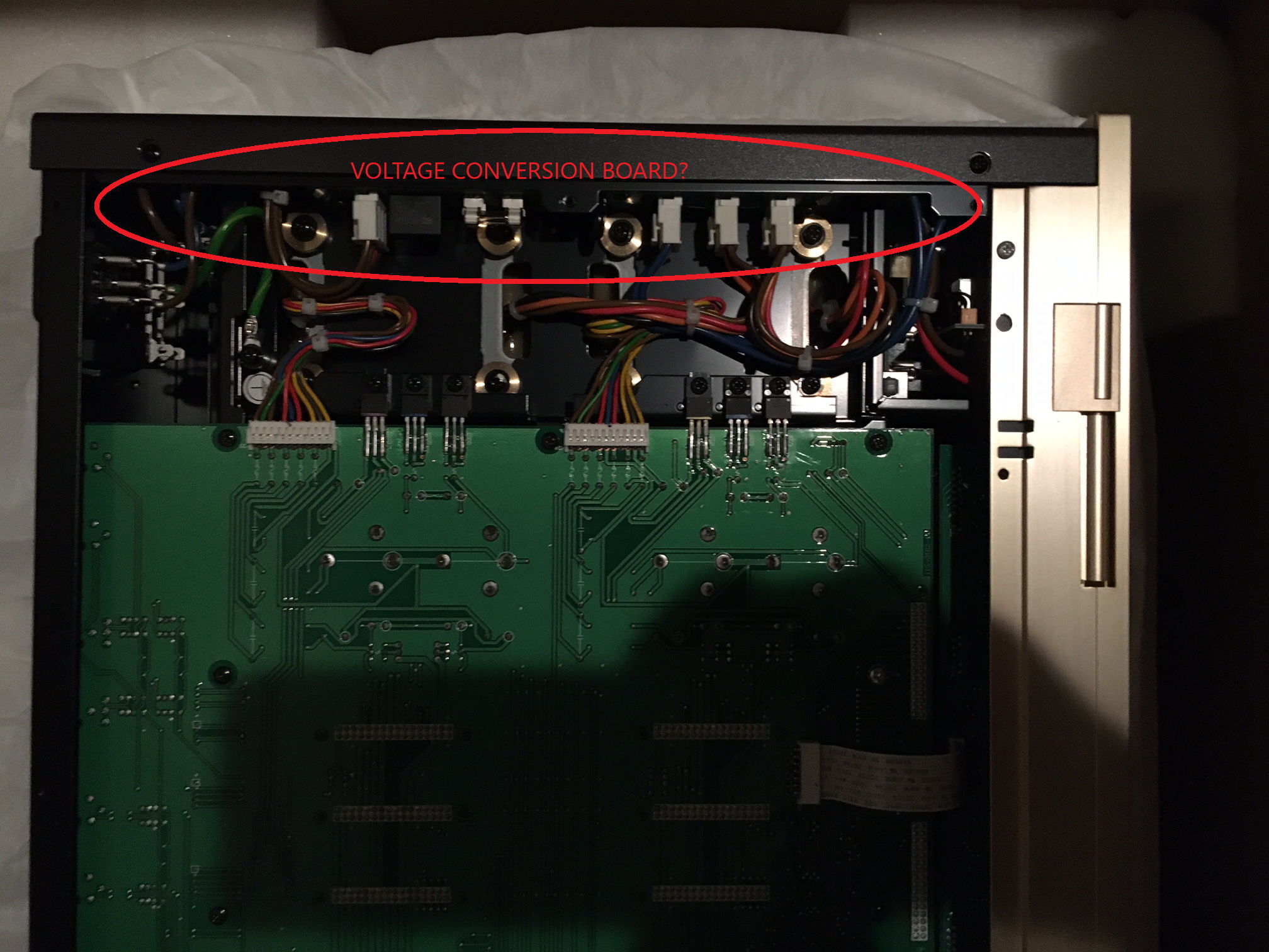 Accuphase C-2300