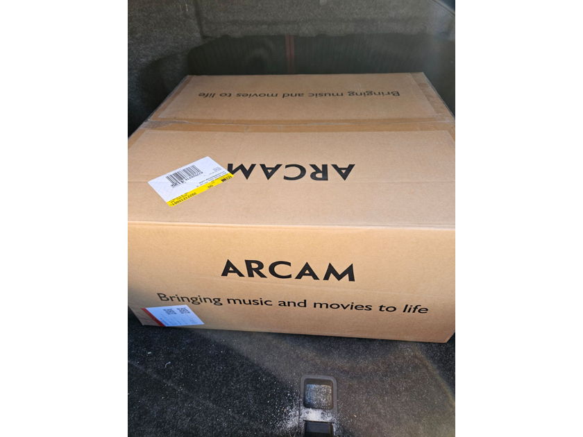 Arcam avr30  brand new in box