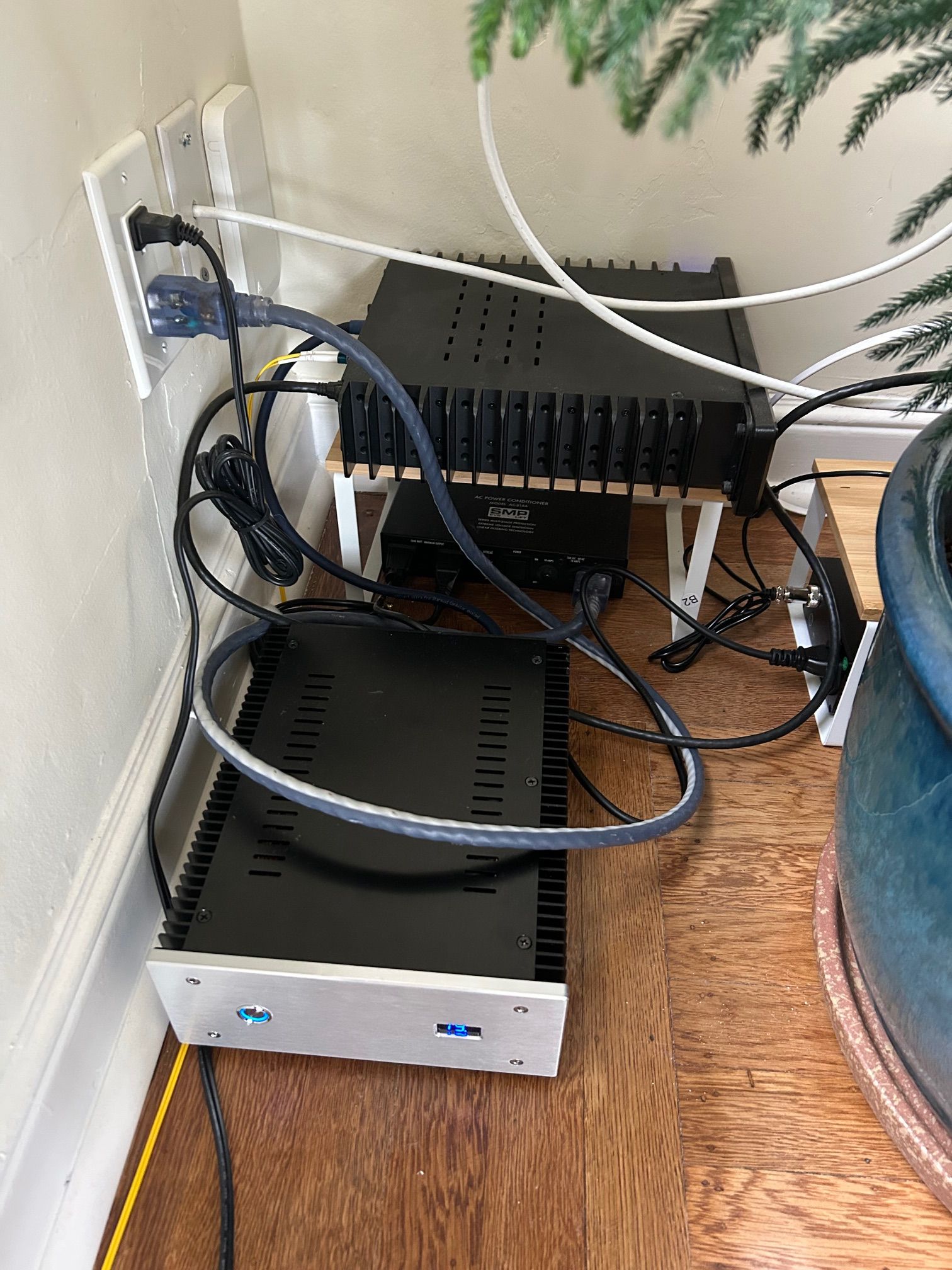 My Roon server w/ LPS and optical fiber output