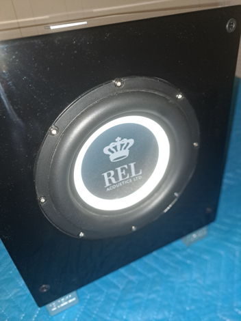 REL Acoustics T7/i