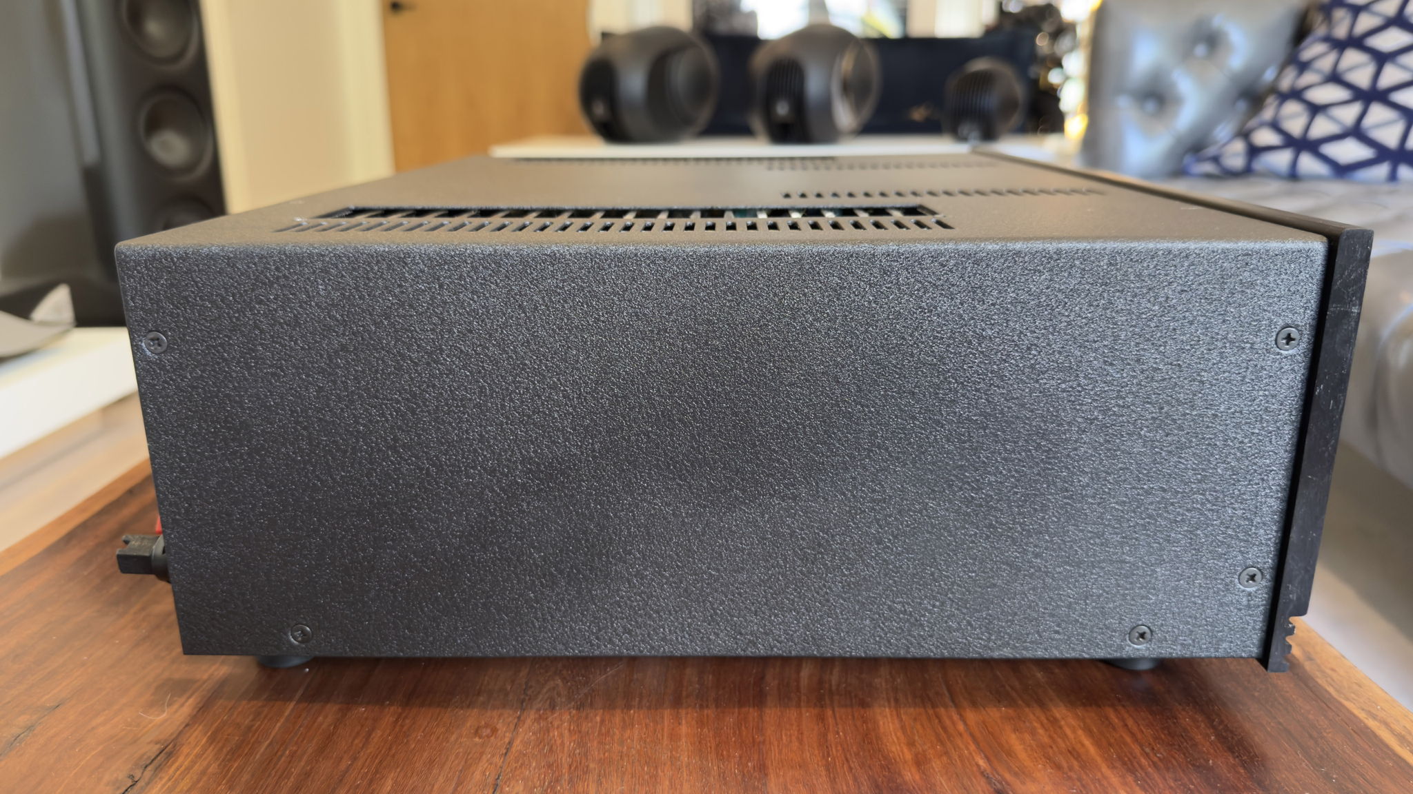 Anthem PVA4 4-Channel Solid State Amplifier in Black EX... 5