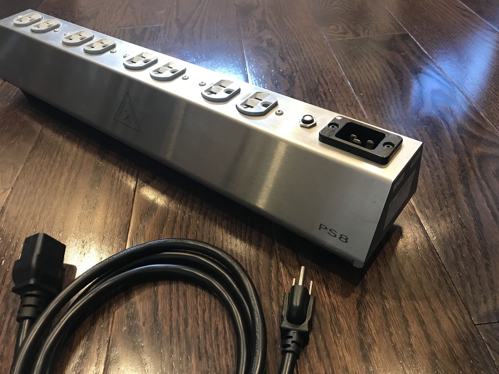 Shunyata Research Venom PS8 Power Conditioner 4