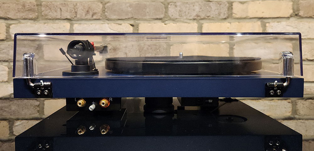 Pro-Ject Audio Systems Debut Carbon EVO - Satin Blue w/... 9