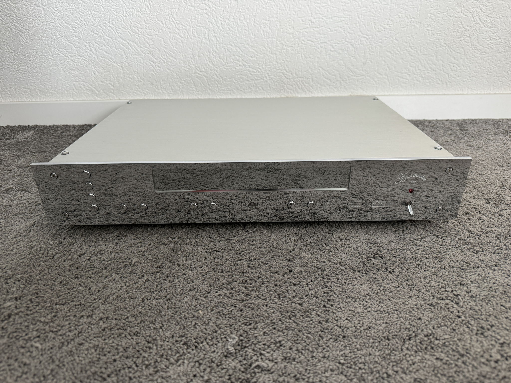 Burmester 057 surround processor pre amp