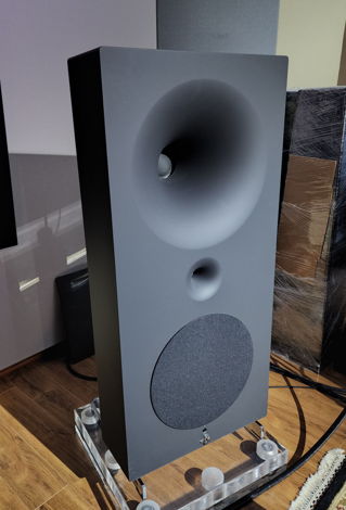 Avantgarde - Zero 1 TA Floorstanding Loudspeakers -- Pe...