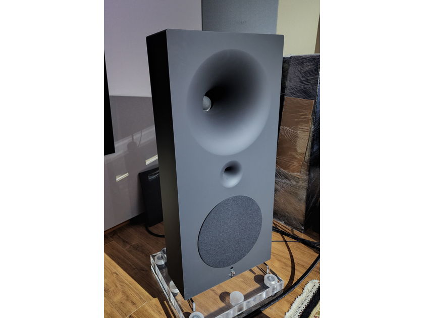 Avantgarde - Zero 1 TA Floorstanding Loudspeakers -- Performance Only Horn Speakers Can Deliver w/ Powered Subs!  | Stealth Black -- Like New Demo Pair!