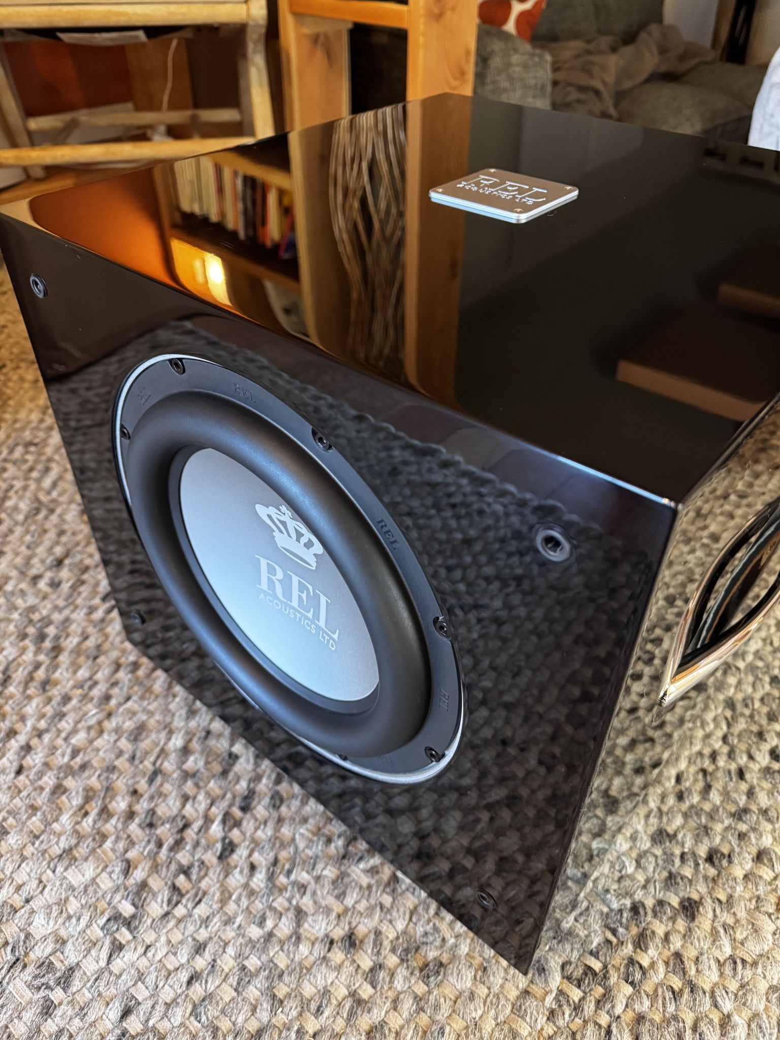 REL Acoustics S/510 8