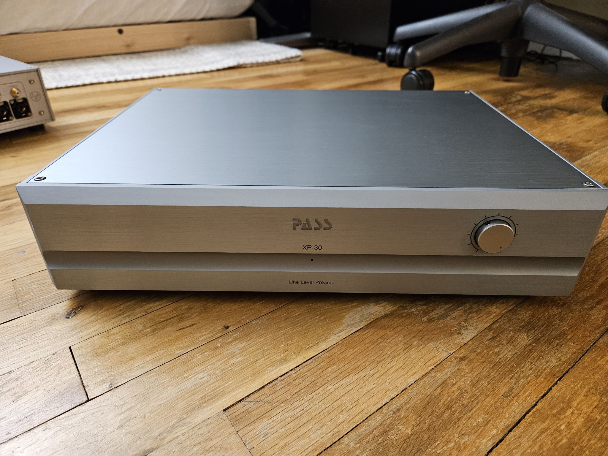 Pass Labs XP-30 XP30 Preamplifier 9