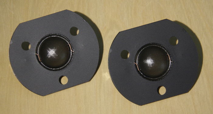 GENUINE dynaudio esotar² replacement domes for Confiden...