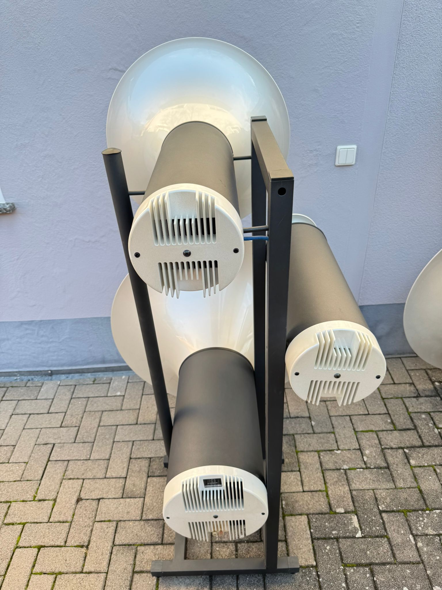 Avantgarde Trio G Horn speakers in white 10