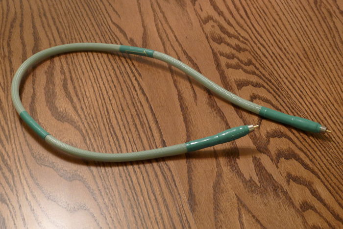 Creative Cable Concepts Green Hornet (About 1 meter len...