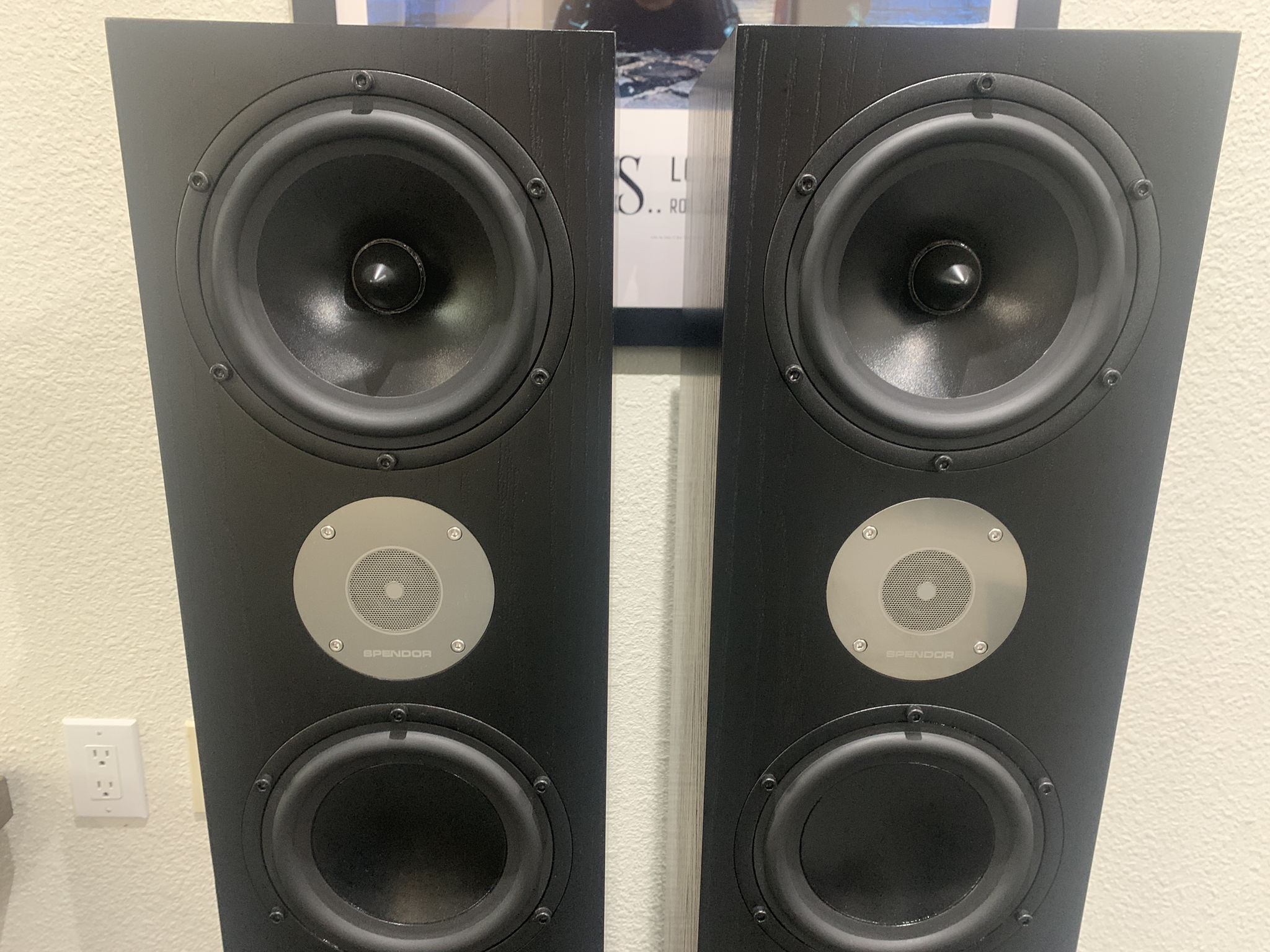 Spendor D9.2 Speakers - Black Oak - Good Condition! 2