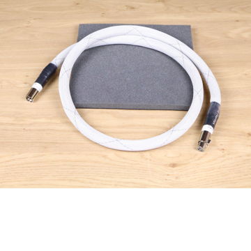 Masterbuilt Ultra Line highend digital audio interconne...
