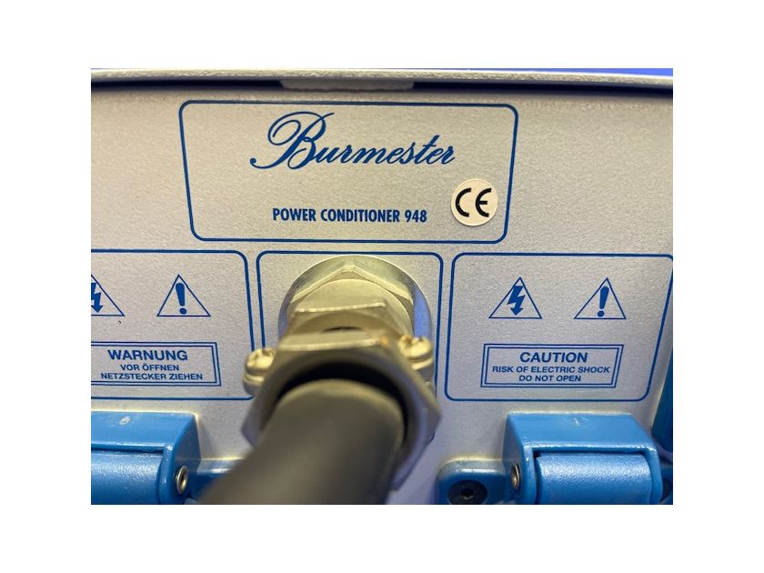 Burmester Power Conditioner 948  110 USA or  220V  Worldwide shipping possible  3 available