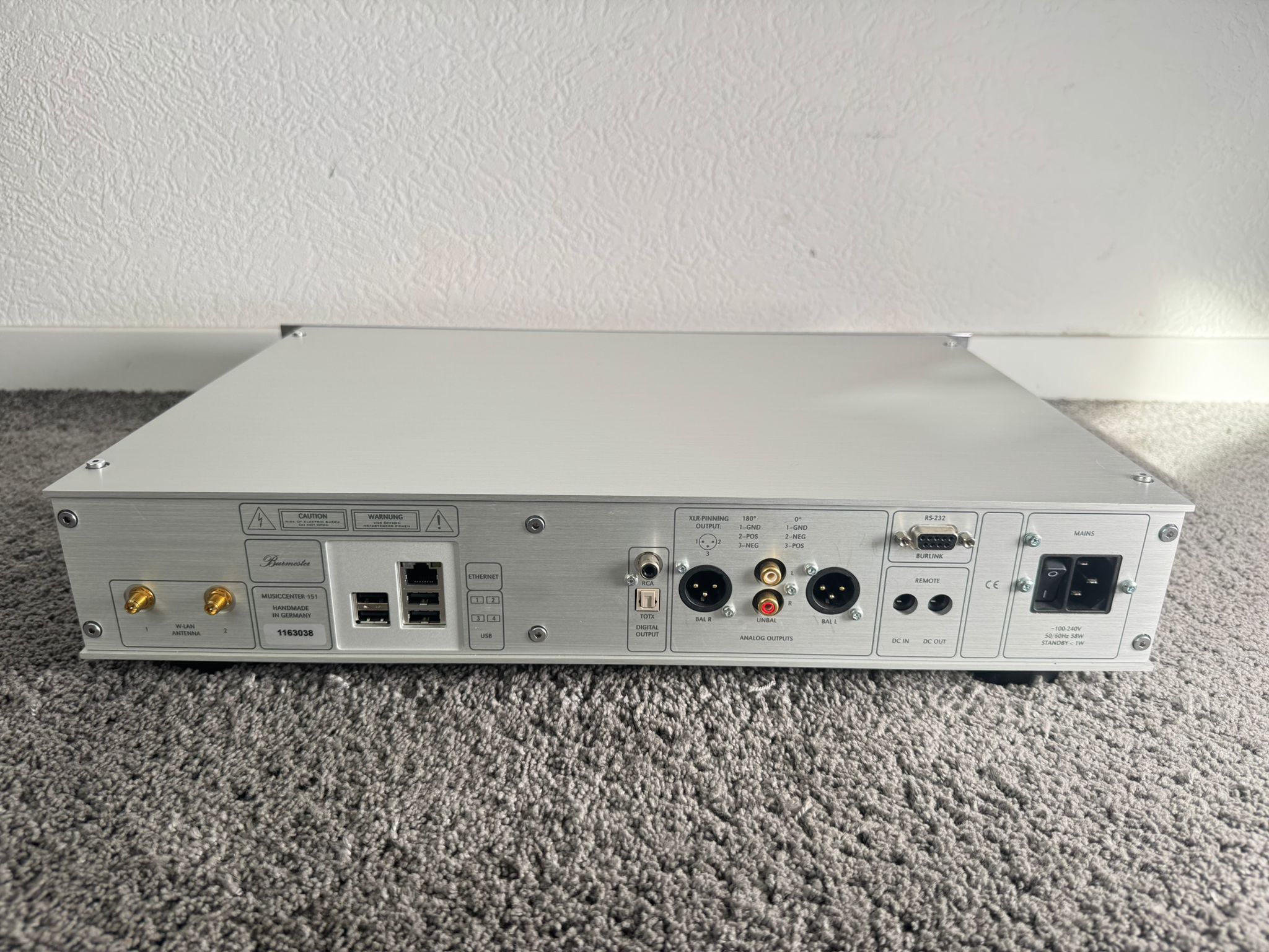 Burmester 151 musiccenter streamer + ripper 5