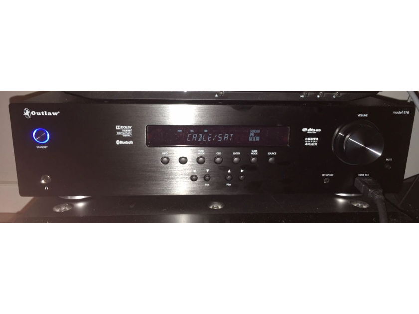 Outlaw Audio Model 976 7.2 channel 4K, HDR pre/processor