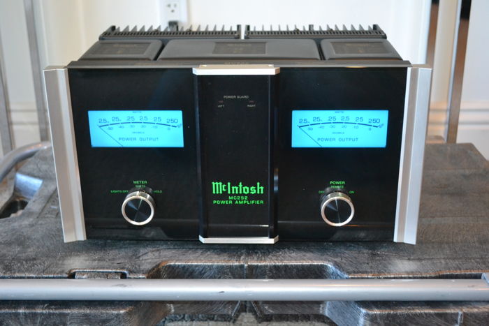 McIntosh MC-252 Power Amplifier