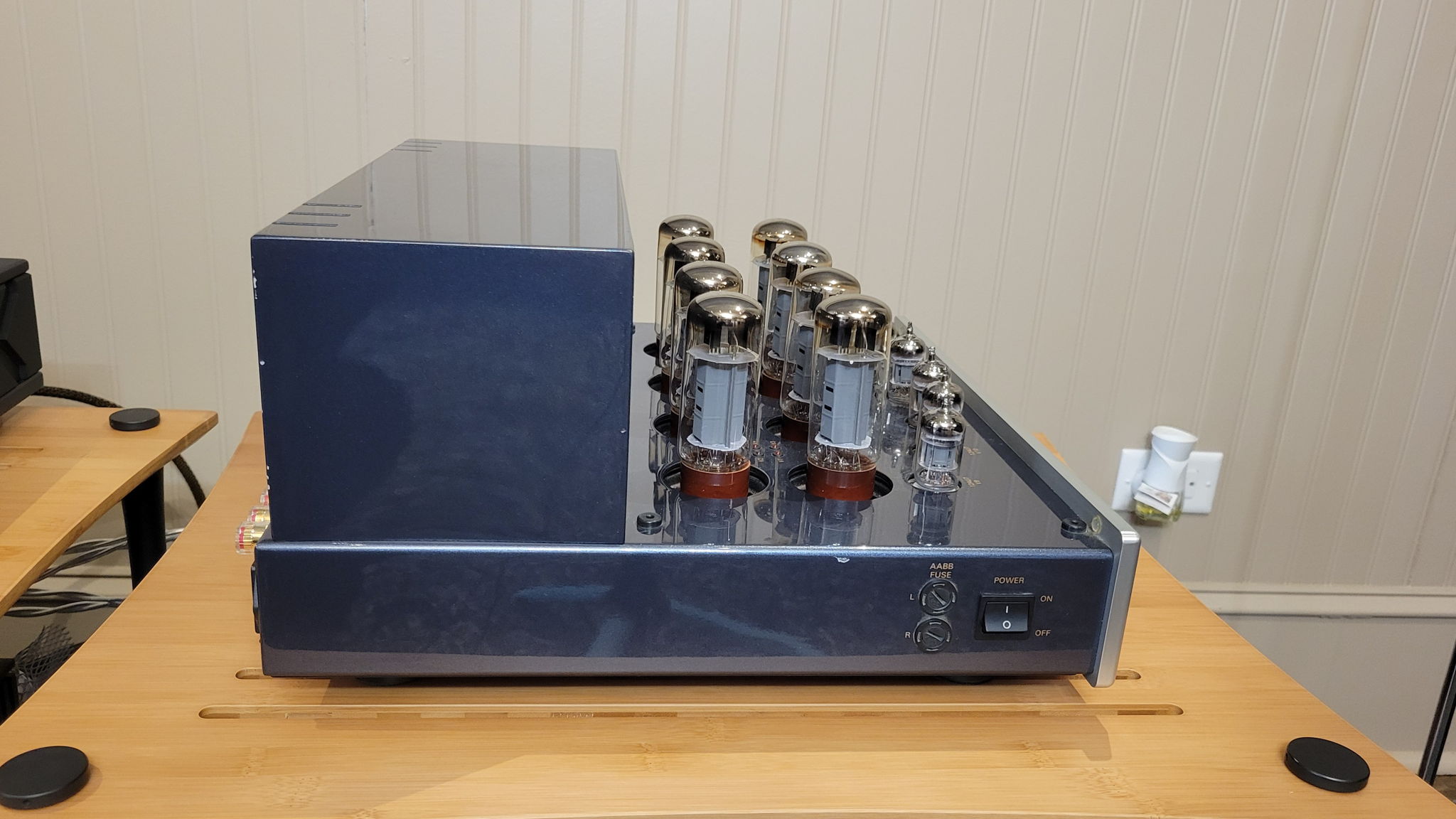 PrimaLuna - EVO 400 - Power Amplifier  - Customer Trade... 9