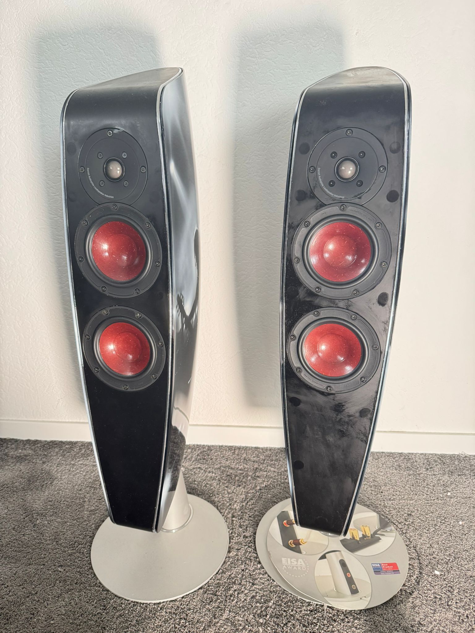 DALI Fazon F5 speakers 30th Anniversary airbrush