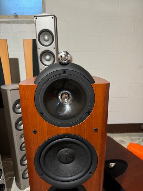 KEF Reference 205 in Beautiful Cherry!! 9