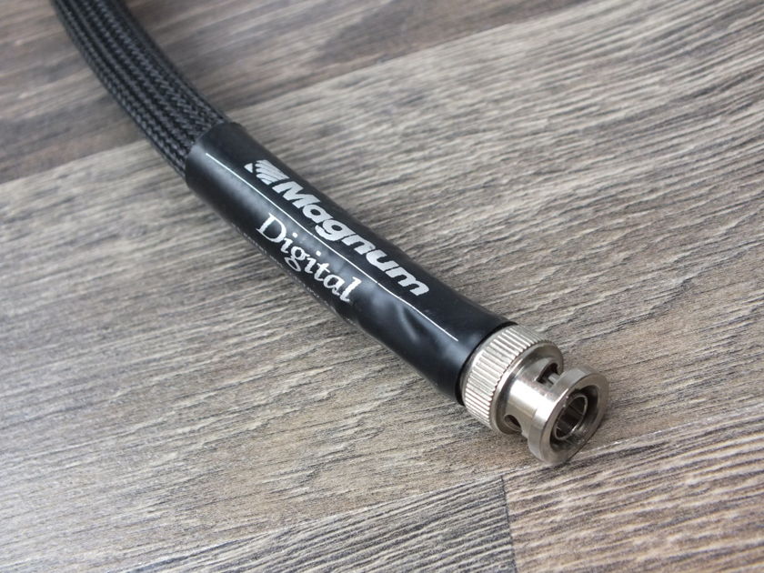 MIT Cables Magnum Digital interconnect cable BNC 1,0 metre