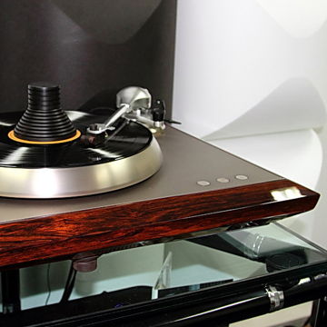 Lumen White turntable with Shun Mook Clamp and Cartridge
