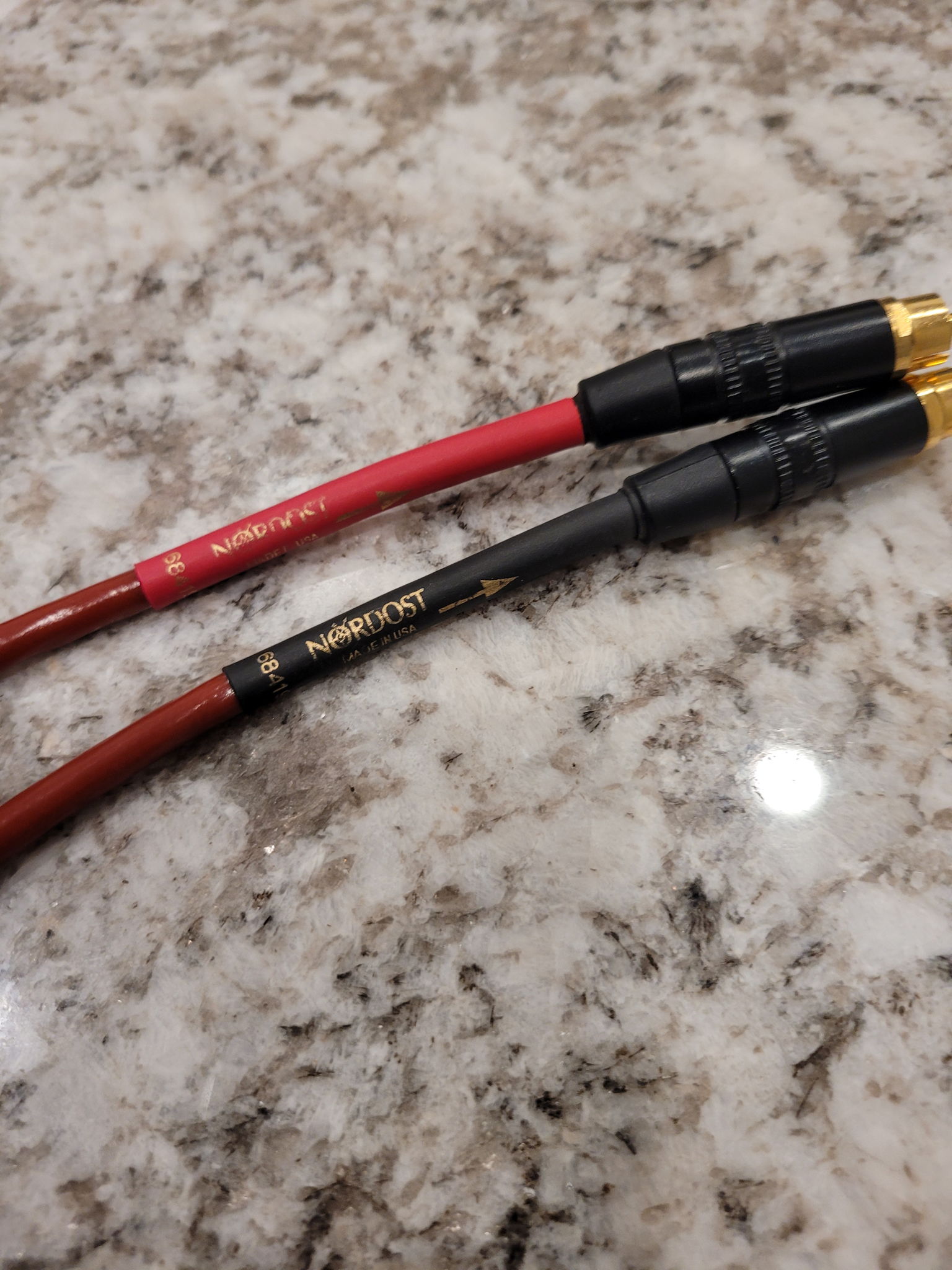 Nordost Red Dawn interconnect 2 Meter RCA