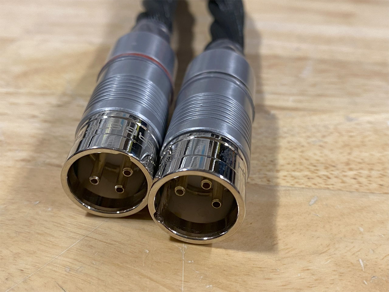 Synergistic Research SRX XLR Interconnects 2.0m