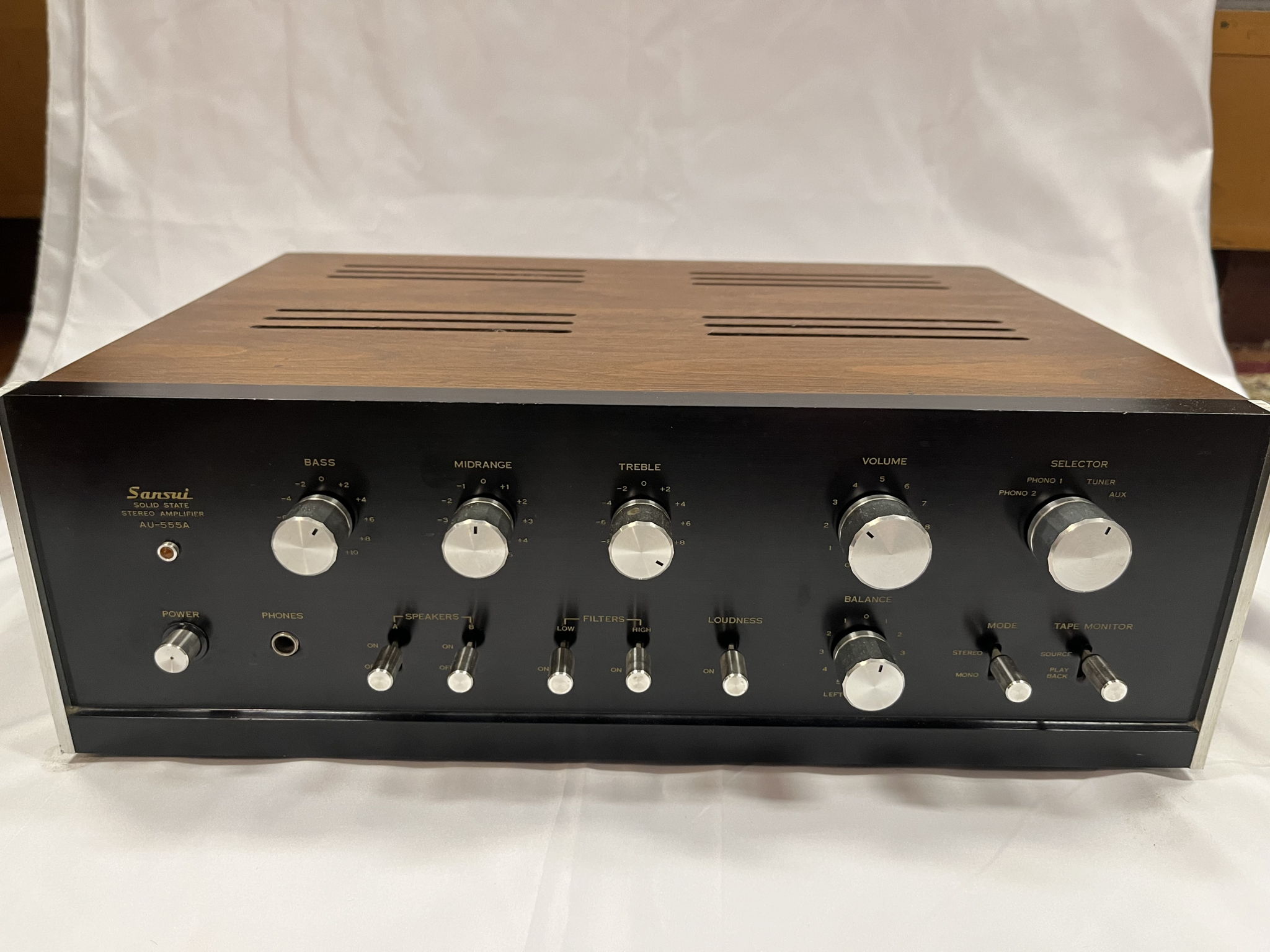 Sansui AU-555a