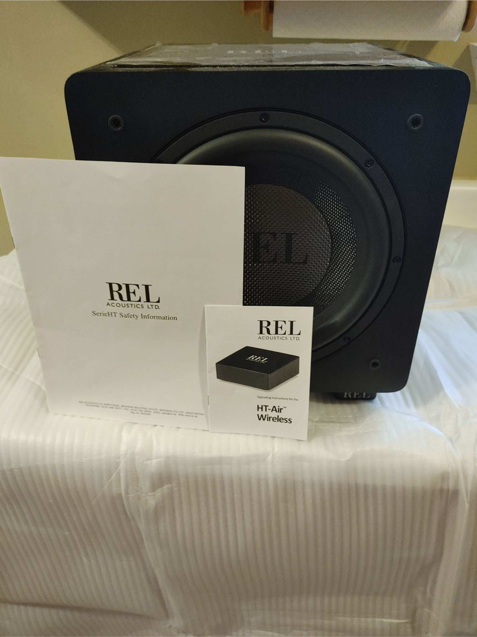 REL Acoustics HT/1003 10