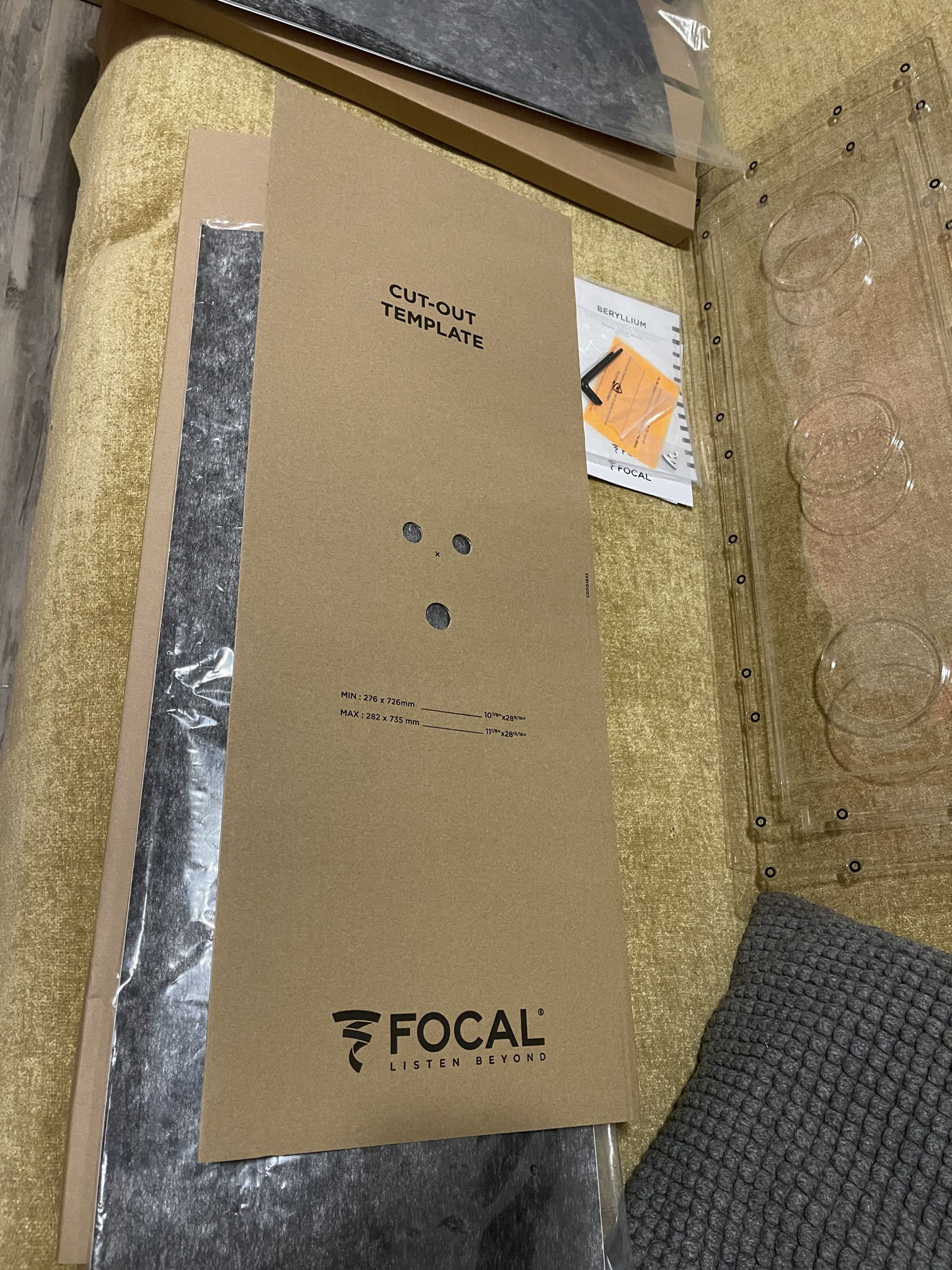 Focal 1000 IWLCR6 - Brand New Pair $3250 13