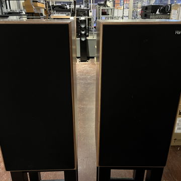 Harbeth Super HL5 Plus XD Speakers In Walnut w/Boxes in...